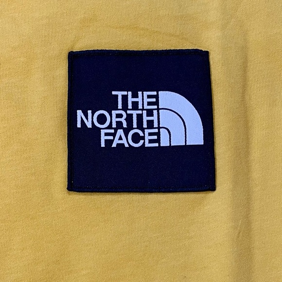 The North Face Men’s Moss Tee In Bamboo Yellow - Picture 4 of 7